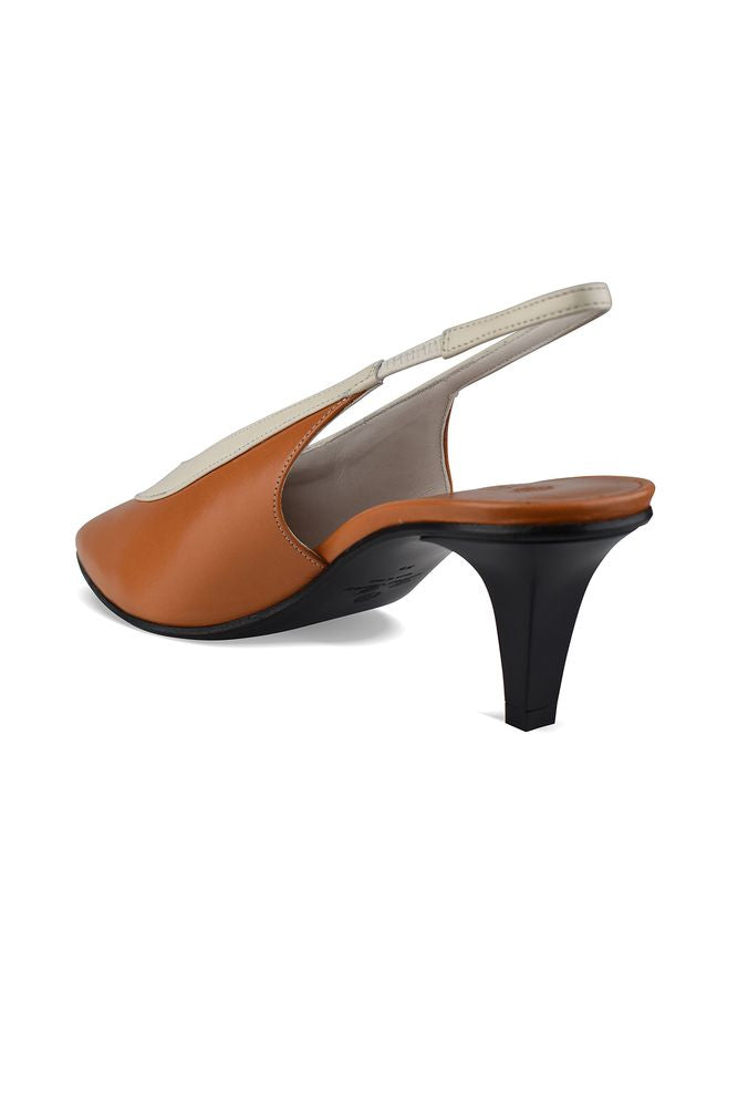 Rebecca Pumps