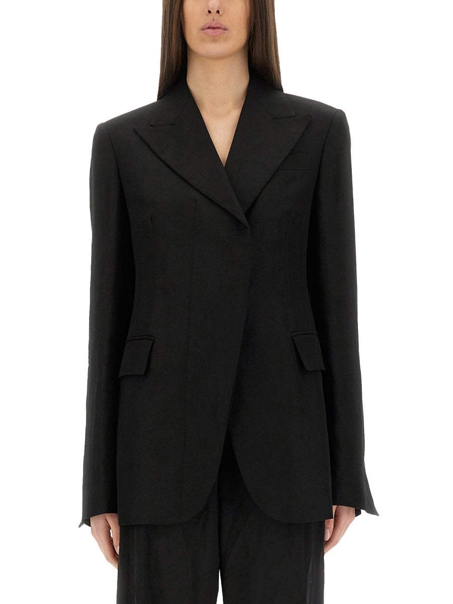 Tailored Black Slim-Fit Jacket With Sharp Lapels