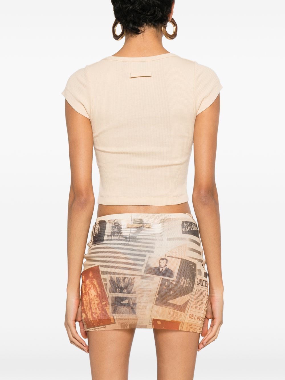 Fitted Ribbed Crop Top With Round Neckline