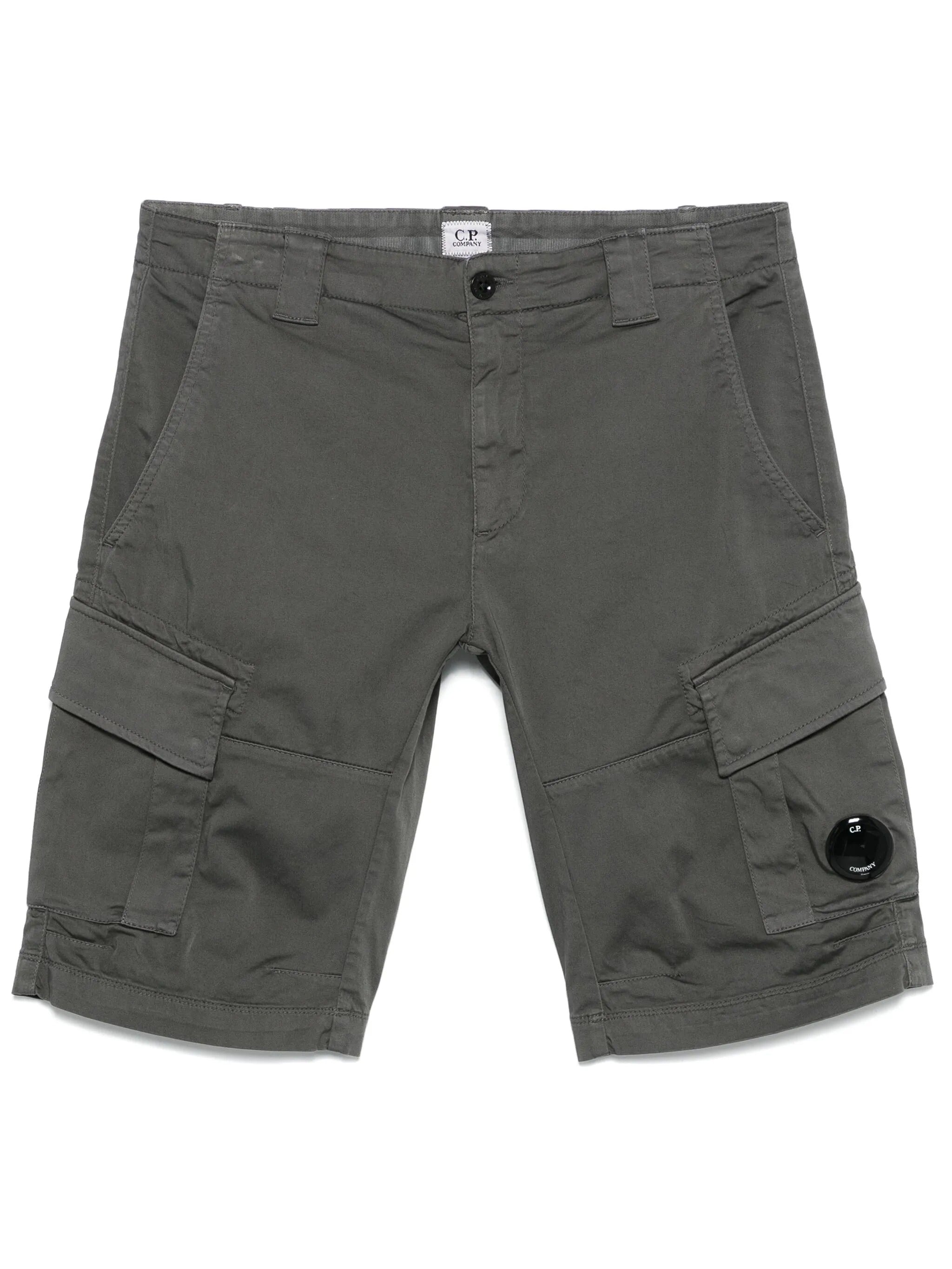 Utilitarian Green Shorts with Multi-Pocket Design