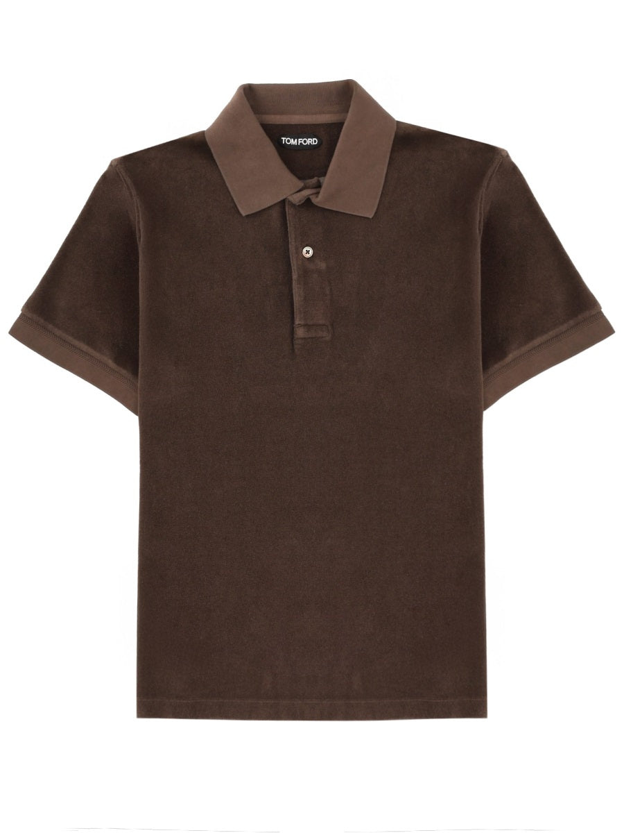 Short-Sleeved Polo Shirt Crafted From Plush Fabric