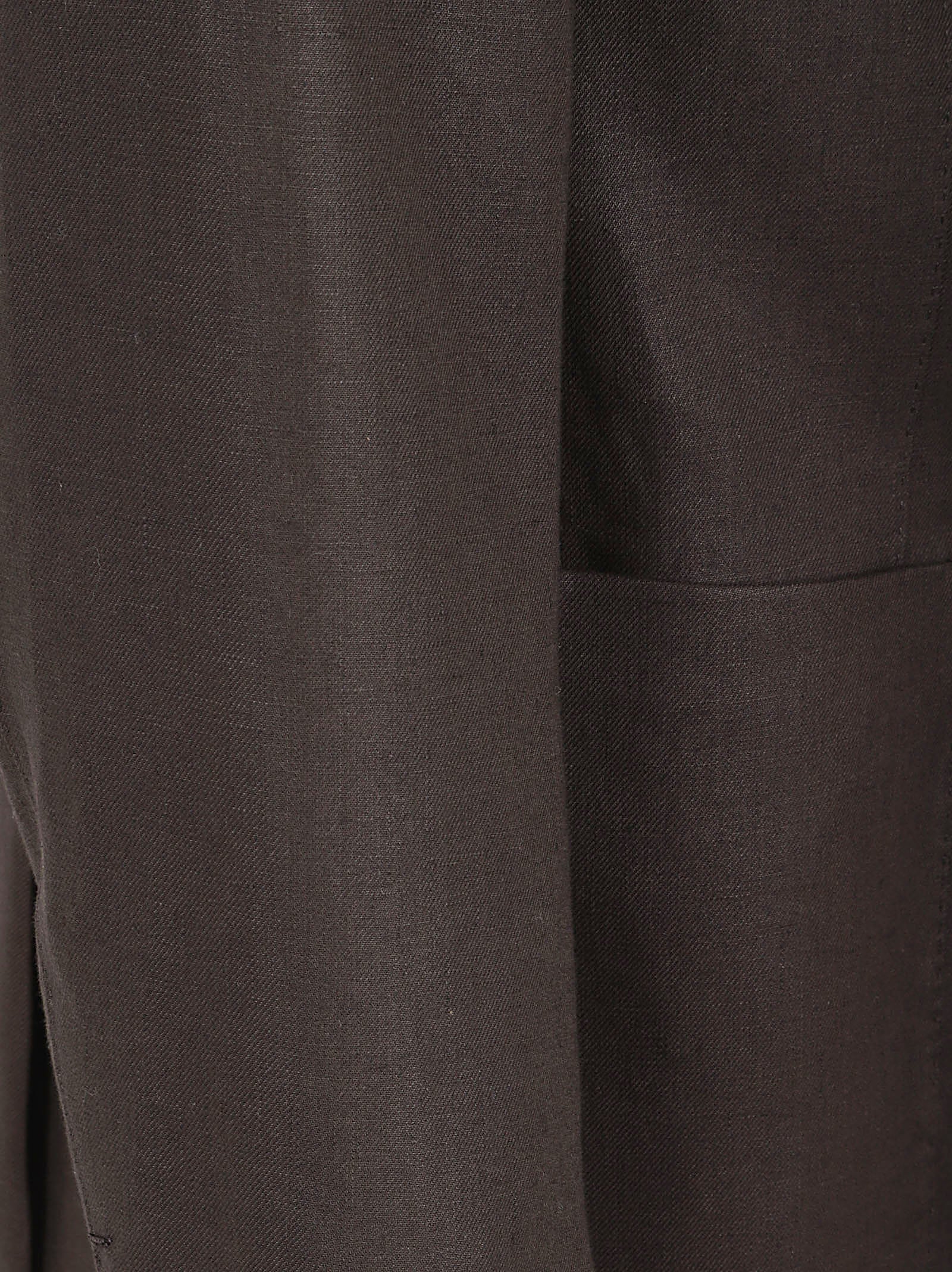 Double-Breasted Linen Jacket with Structured Silhouette