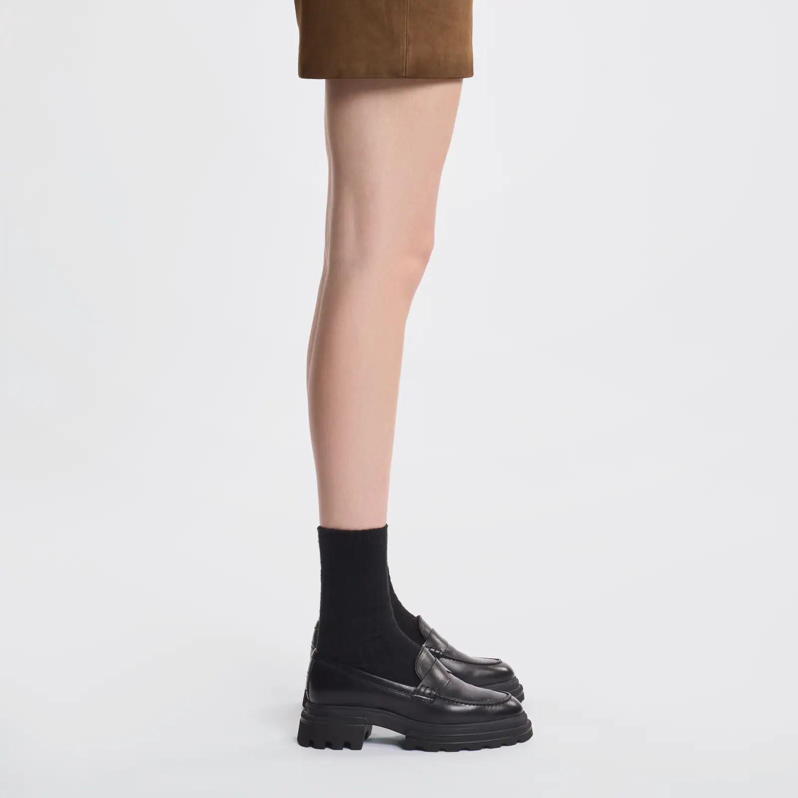 Luxe Black Calfskin Loafers With Refined Details