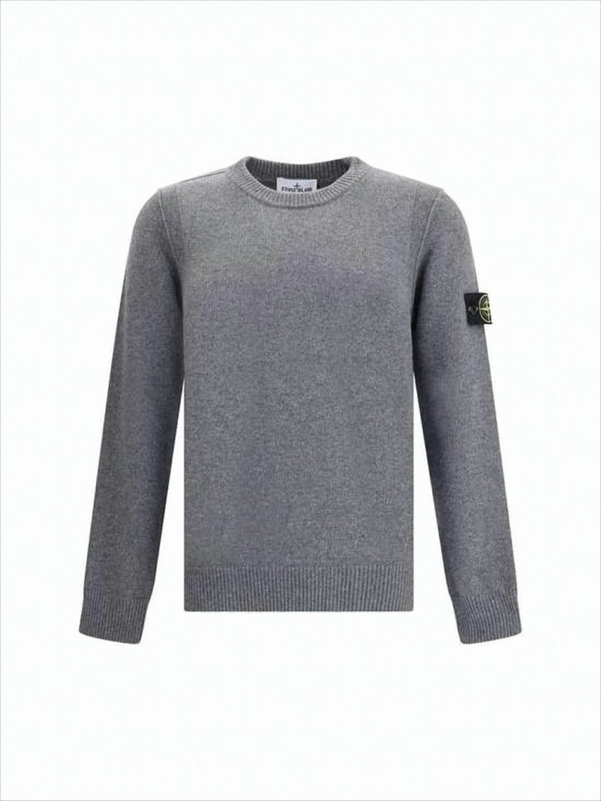 Classic Crew Neck Grey Sweater with Ribbed Cuffs and Emblem Patch