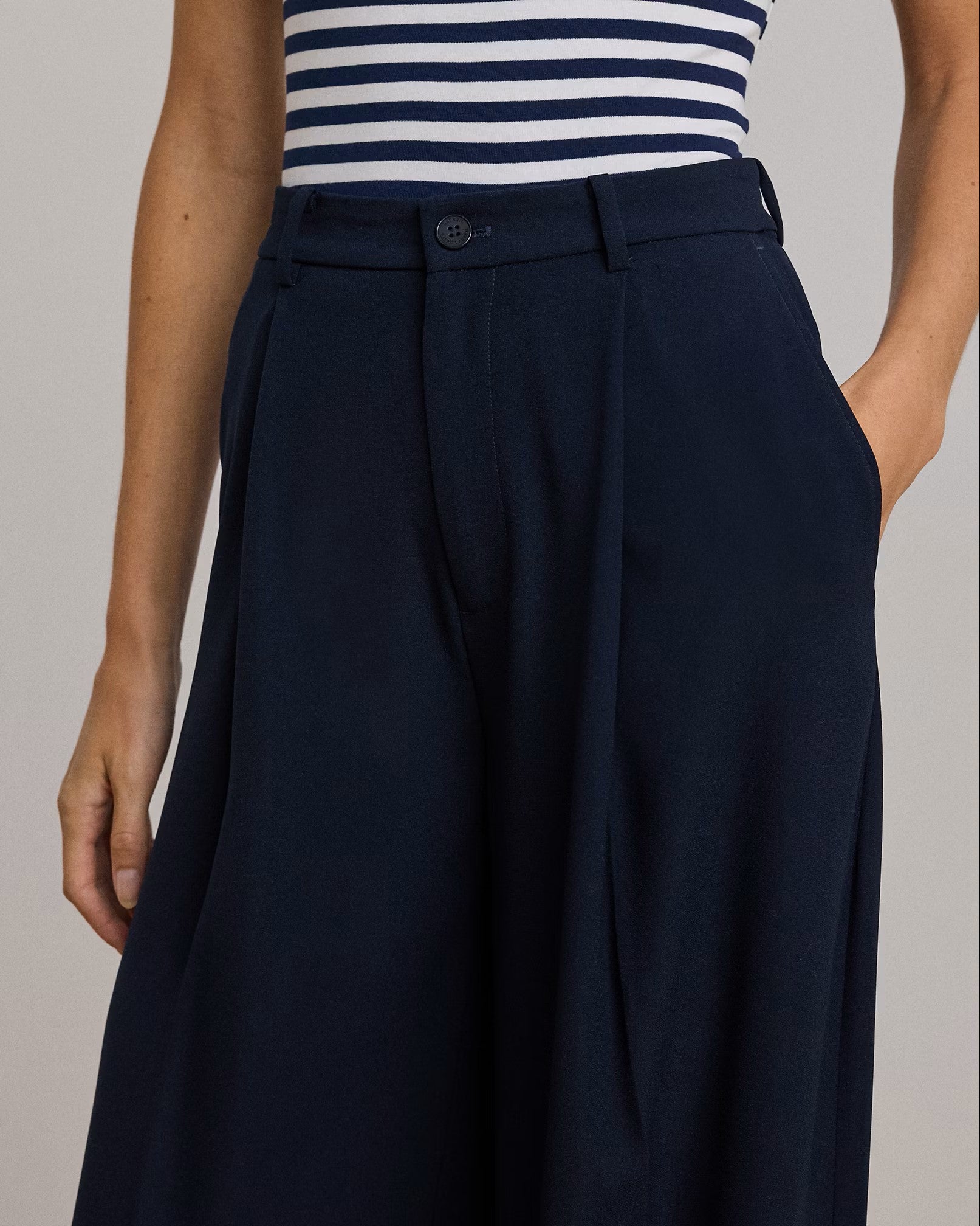 Navy Blue Kirahn Pleated Trousers