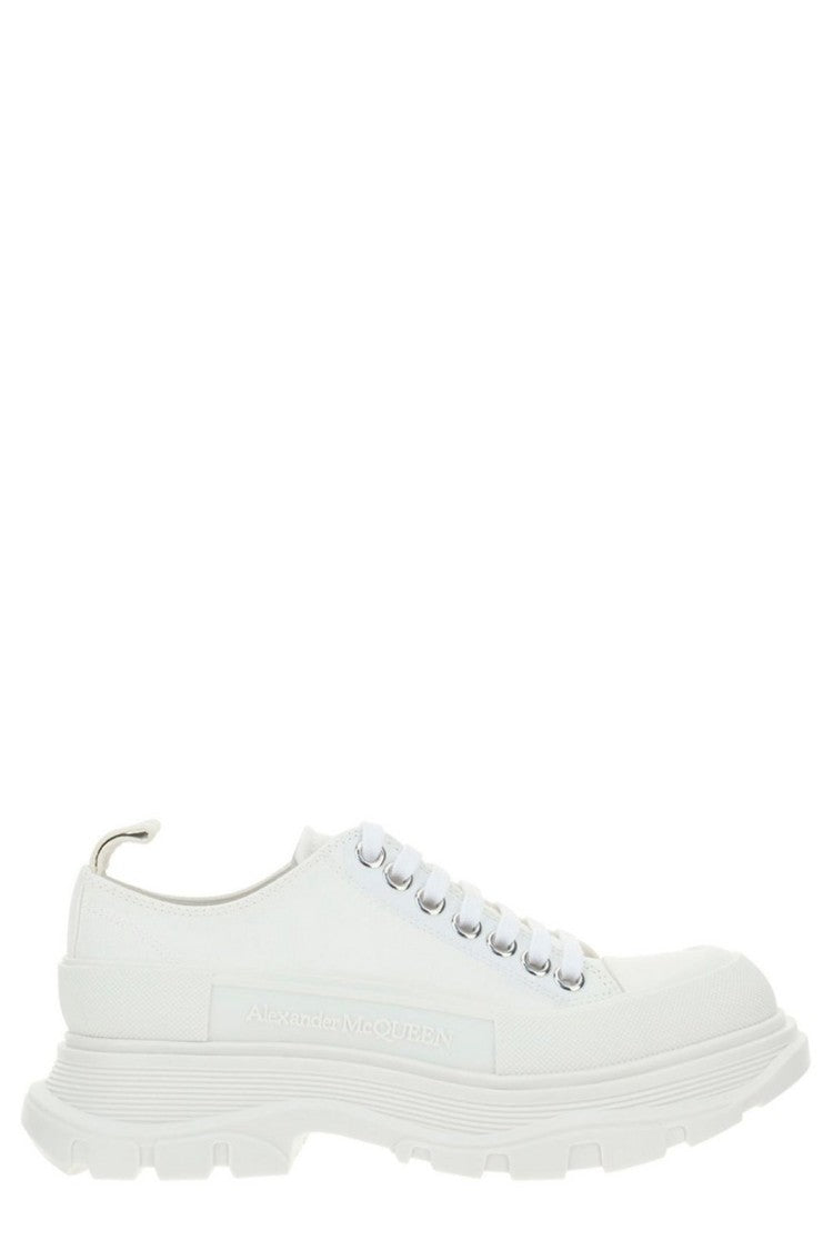 Chunky Sole Sneakers With Aesthetic