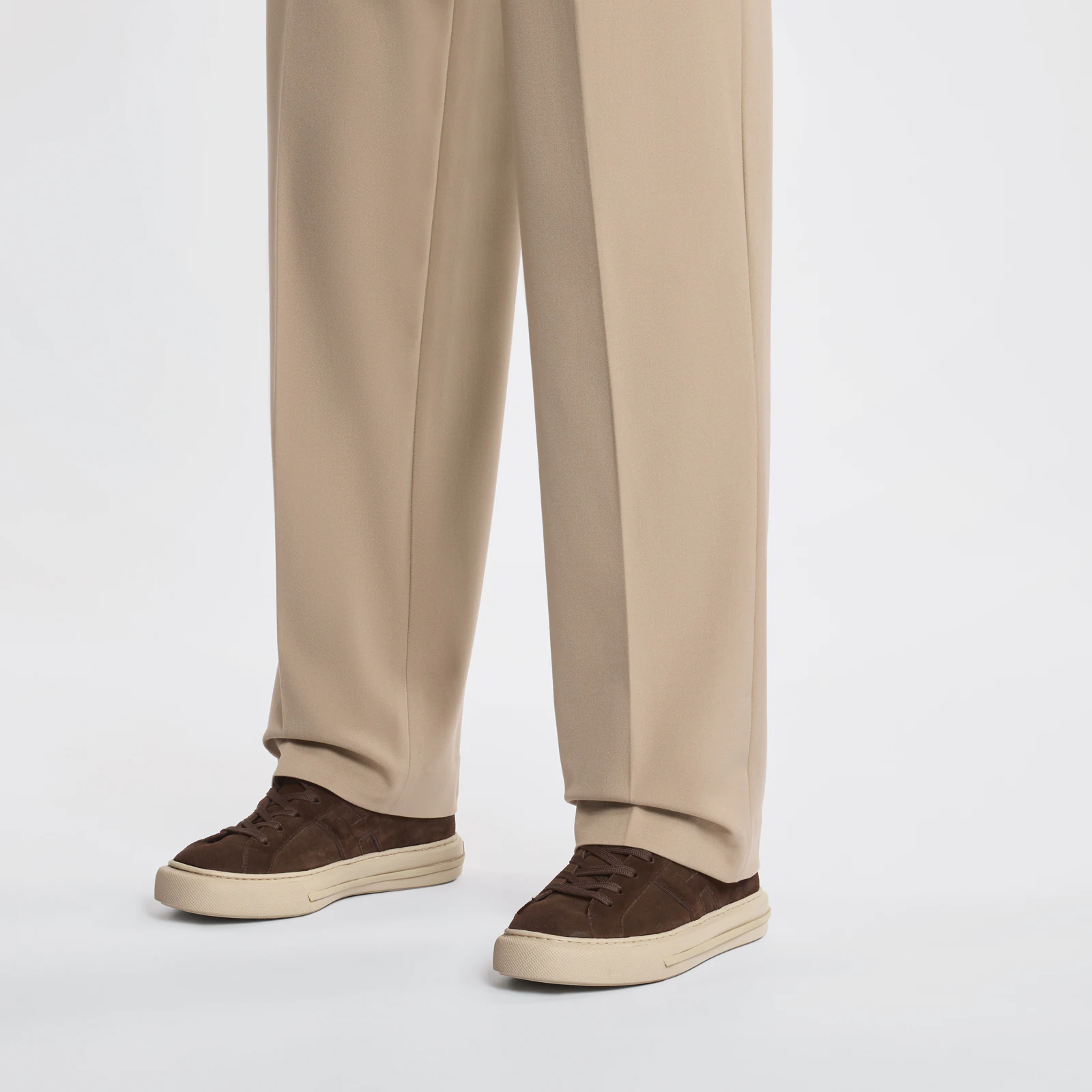 Low-Top Sneakers In Coconut Choco Late Brown