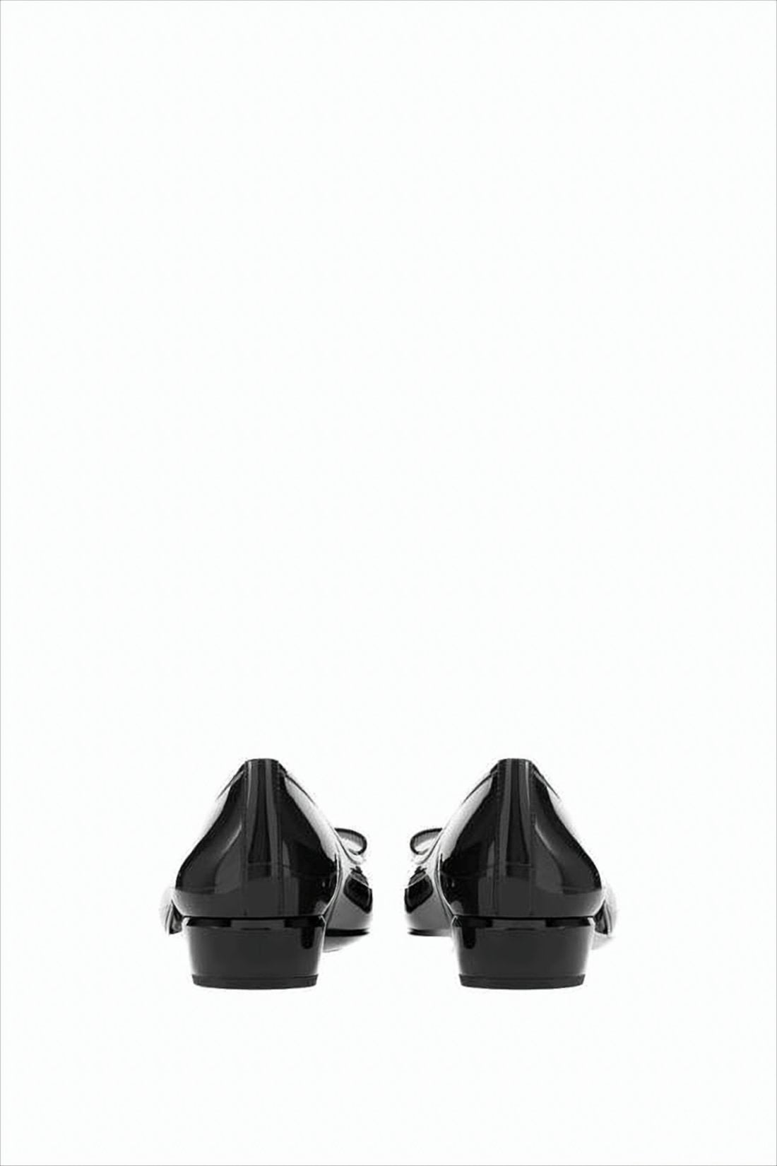 Glossy PVC Low-Heeled Pumps with Bow Accent