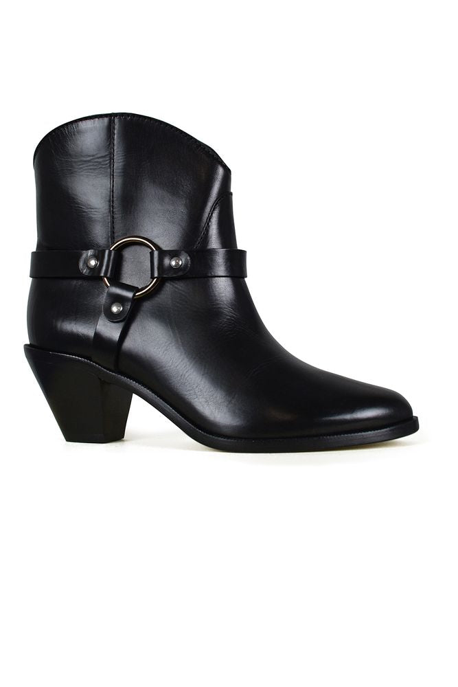 Pointed Toe Black Leather Santiag Boots