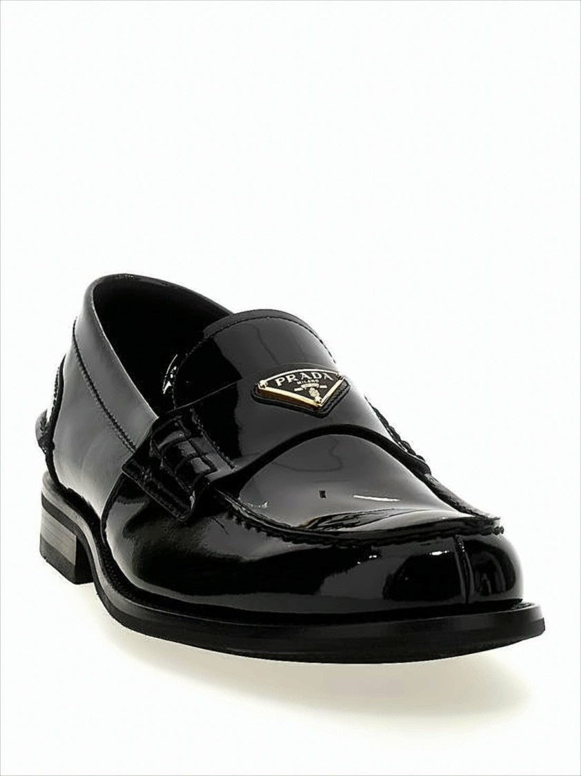 Polished Calf Leather Loafers with Metallic Emblem