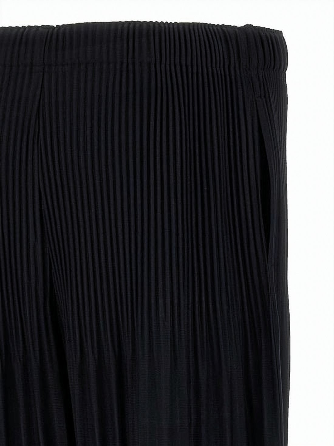 Pleated Tapered Jogging Pants