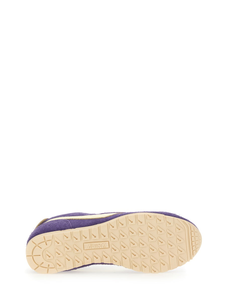 "Windspin" Low Sneaker