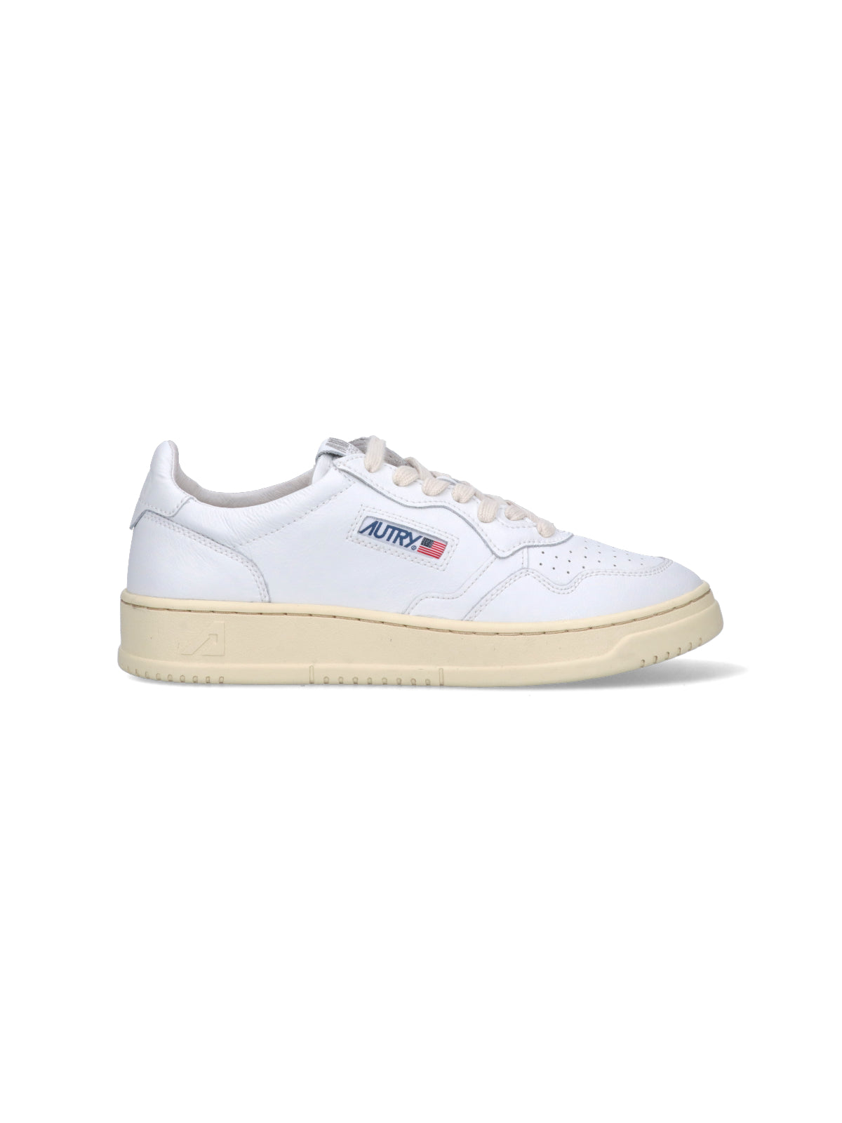 Minimalist White Leather Low-Top Sneakers With Perforated Toe