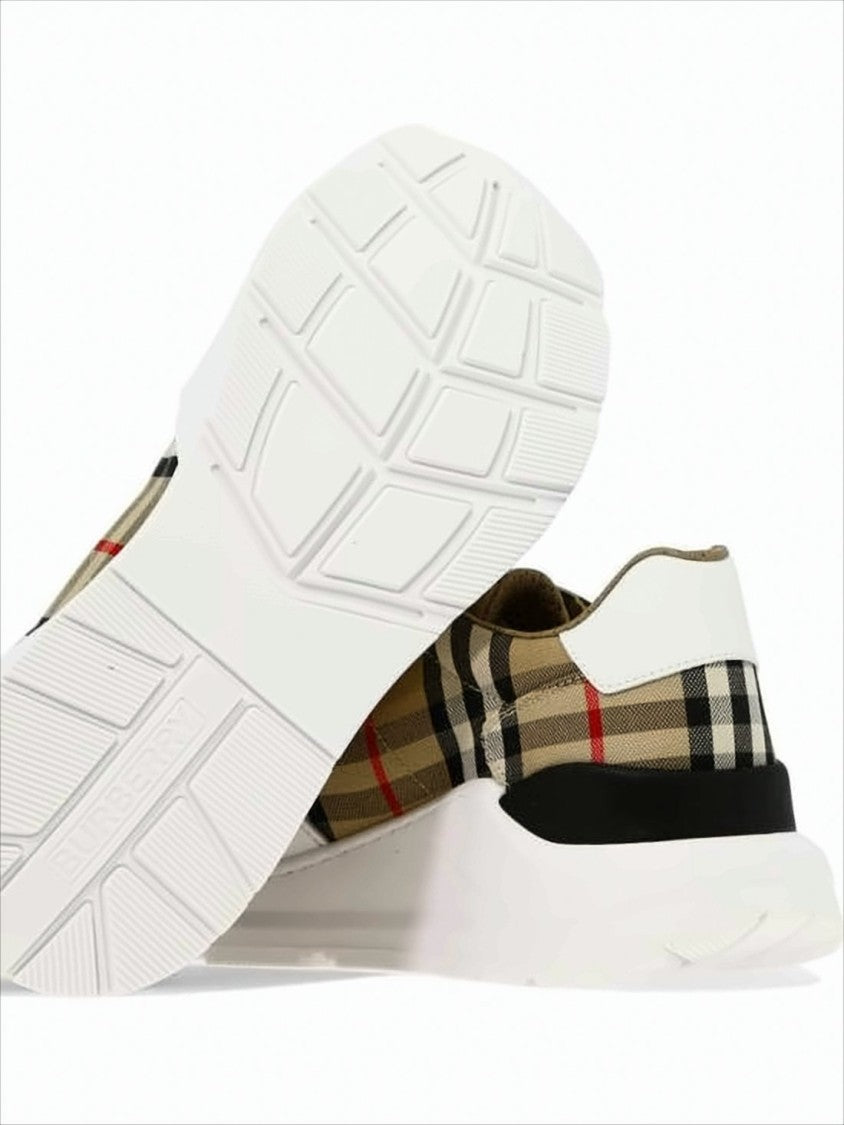 Vintage Check Sneakers with Sole