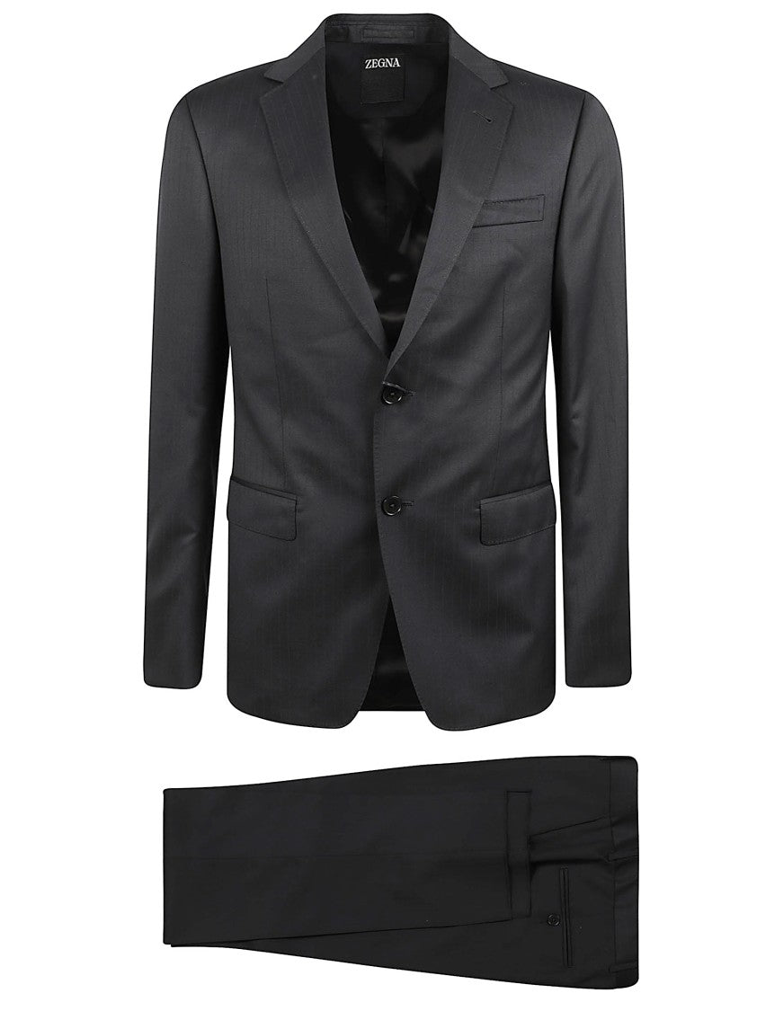 Classic Tailored Black Suit With Notched Lapel