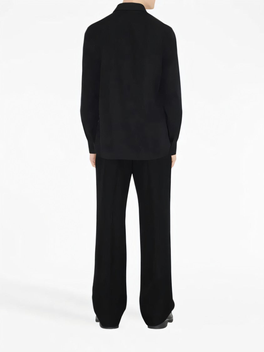 Long-Sleeved Shirt with Distinctive Check Interior