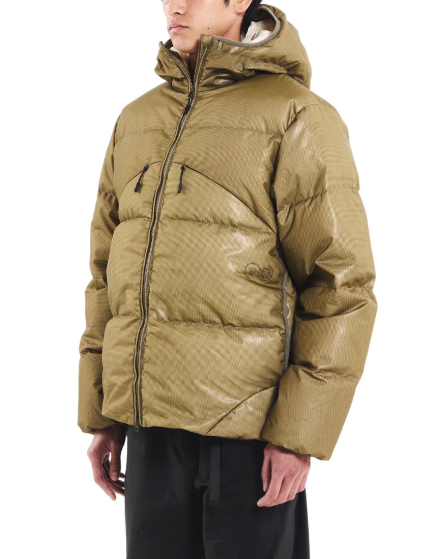 Shield Puffer Jacket With Barnacle Mesh