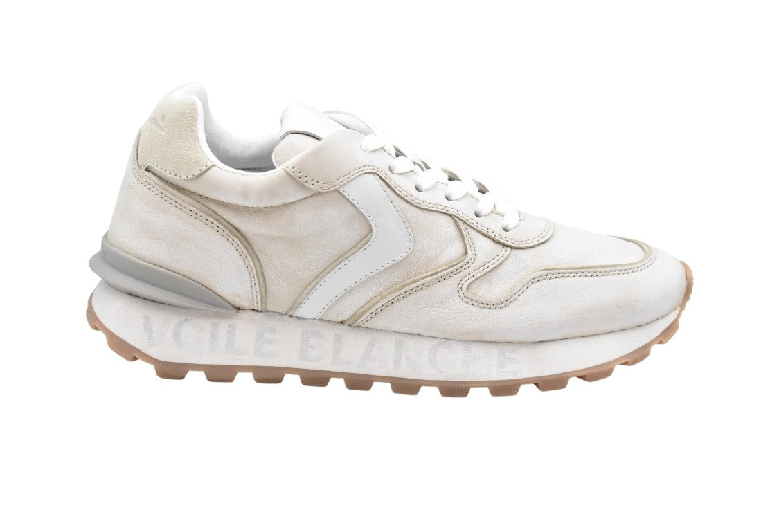 Laced White Sneakers With Smooth Upper