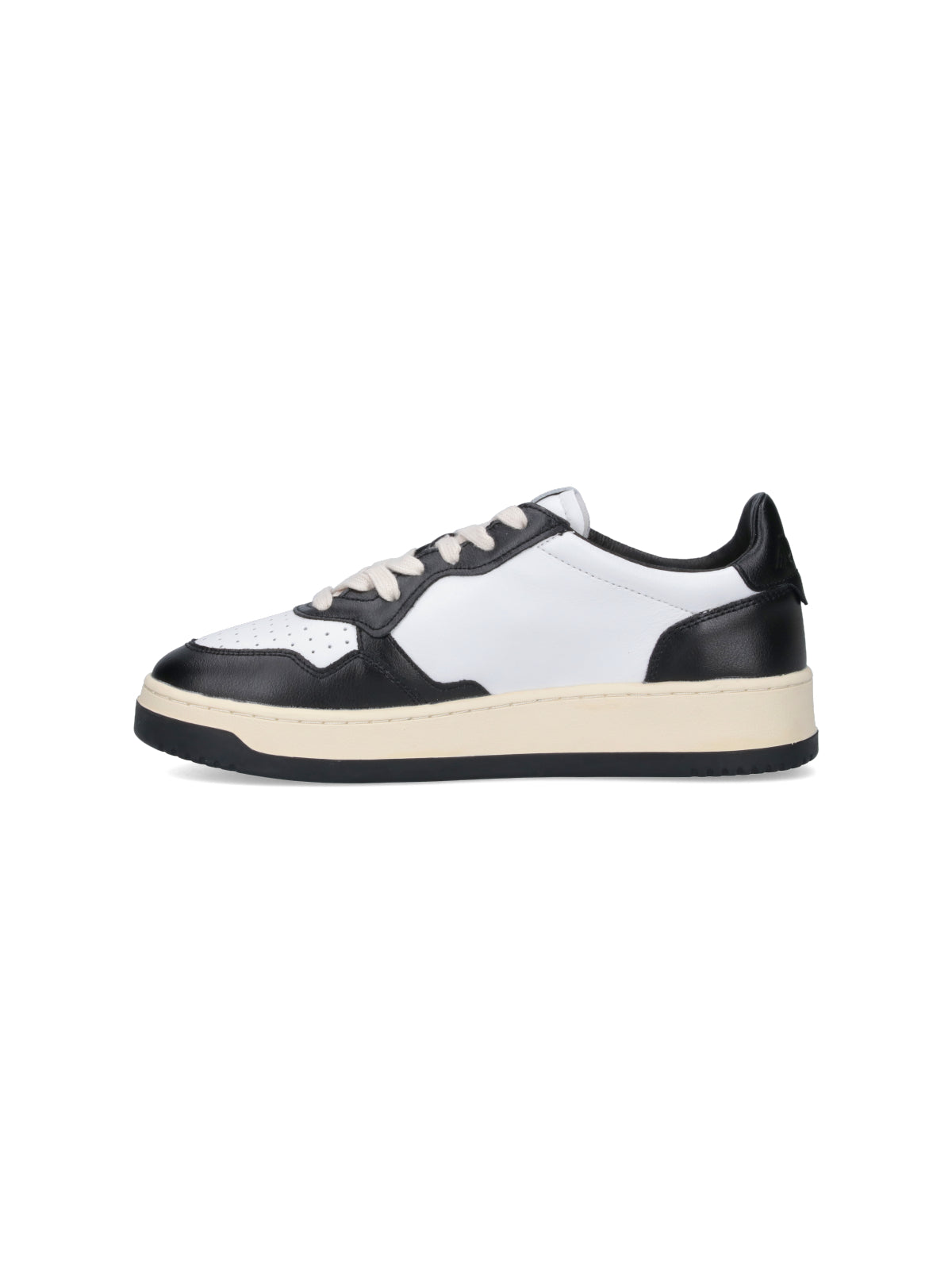 "Medalist" Low Sneakers, In White Leather