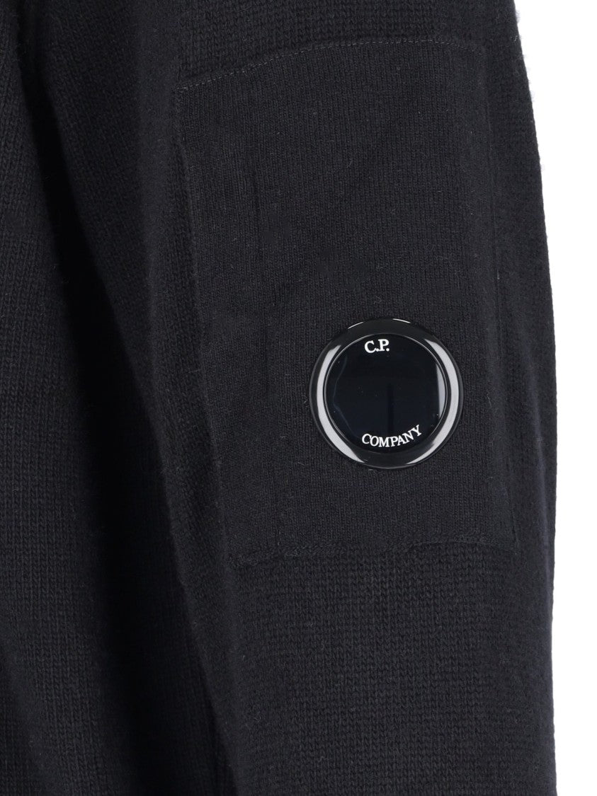 Crew Neck Knit Sweater With Raglan Sleeves And Logo Patch