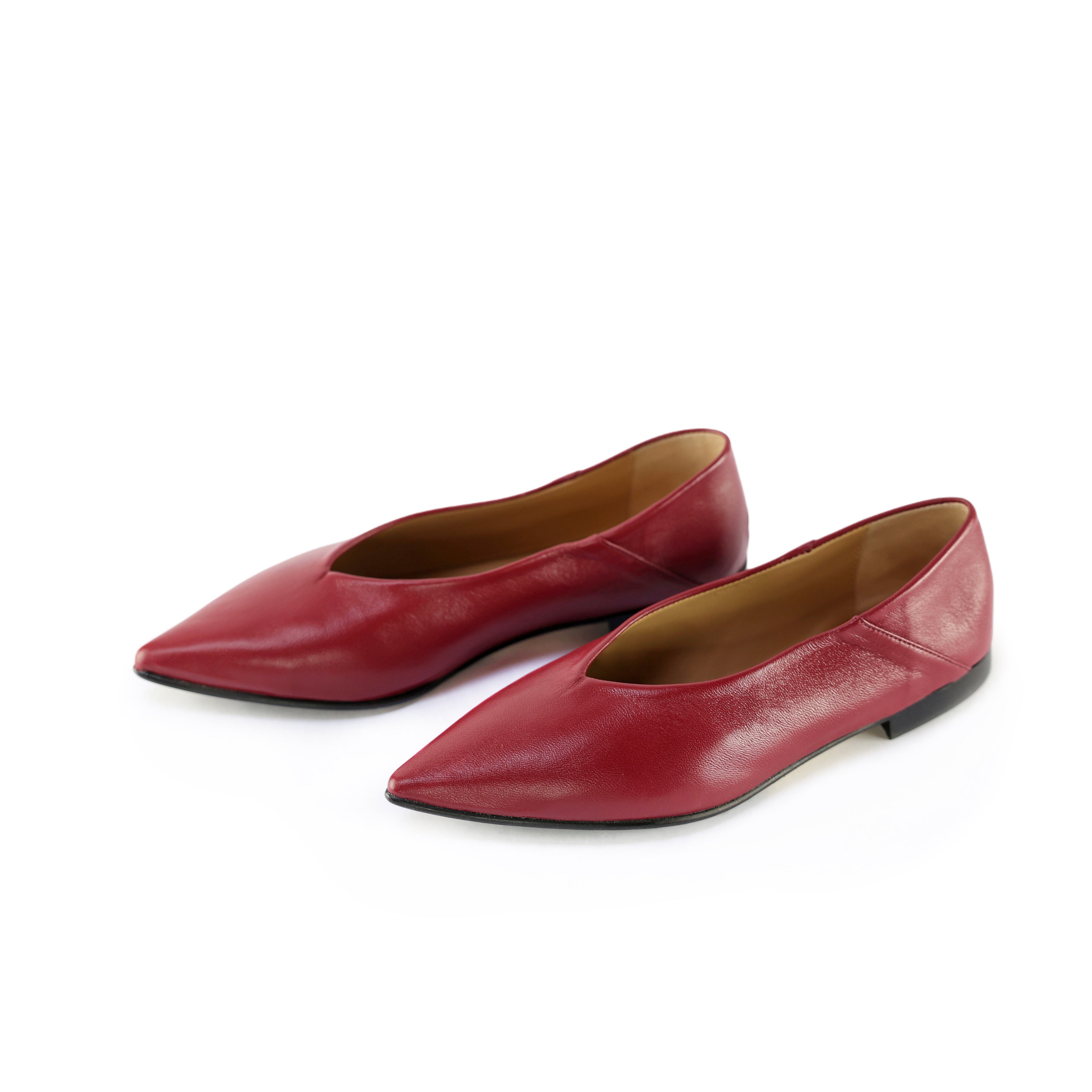 Bordo Nappa Leather Ballerinas with Unique Stitching