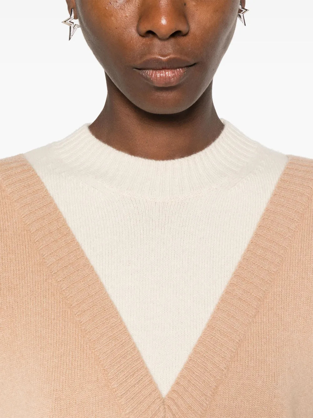 Classic Round Neck Pullover with Silhouette
