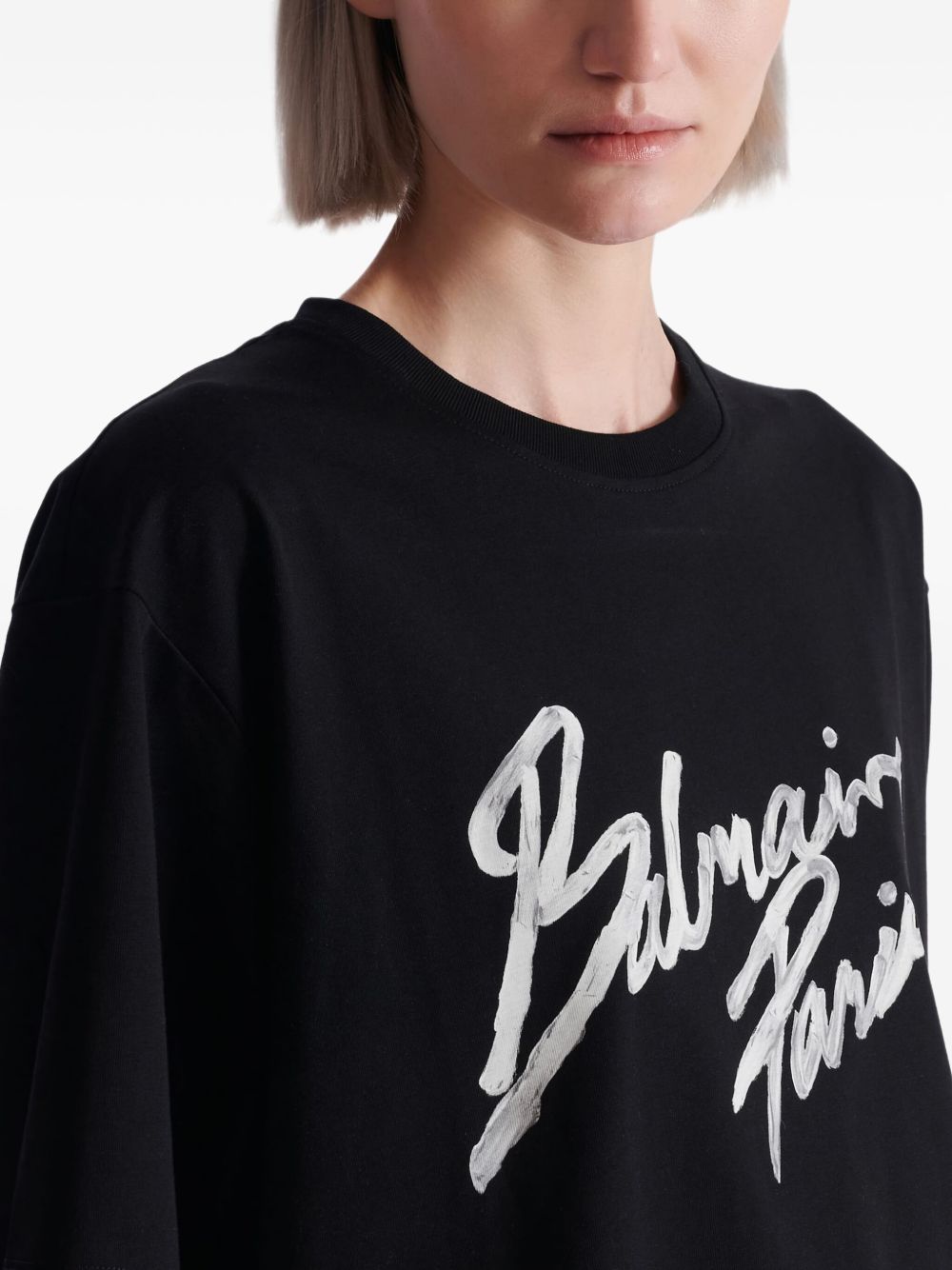 Short-Sleeved T-Shirt With Handwritten Graphic