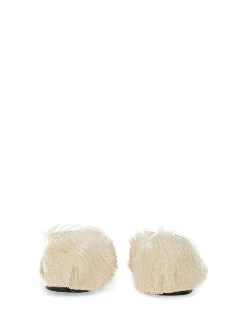 Pointed-Toe Low Calfskin Slipper With Textured Finish