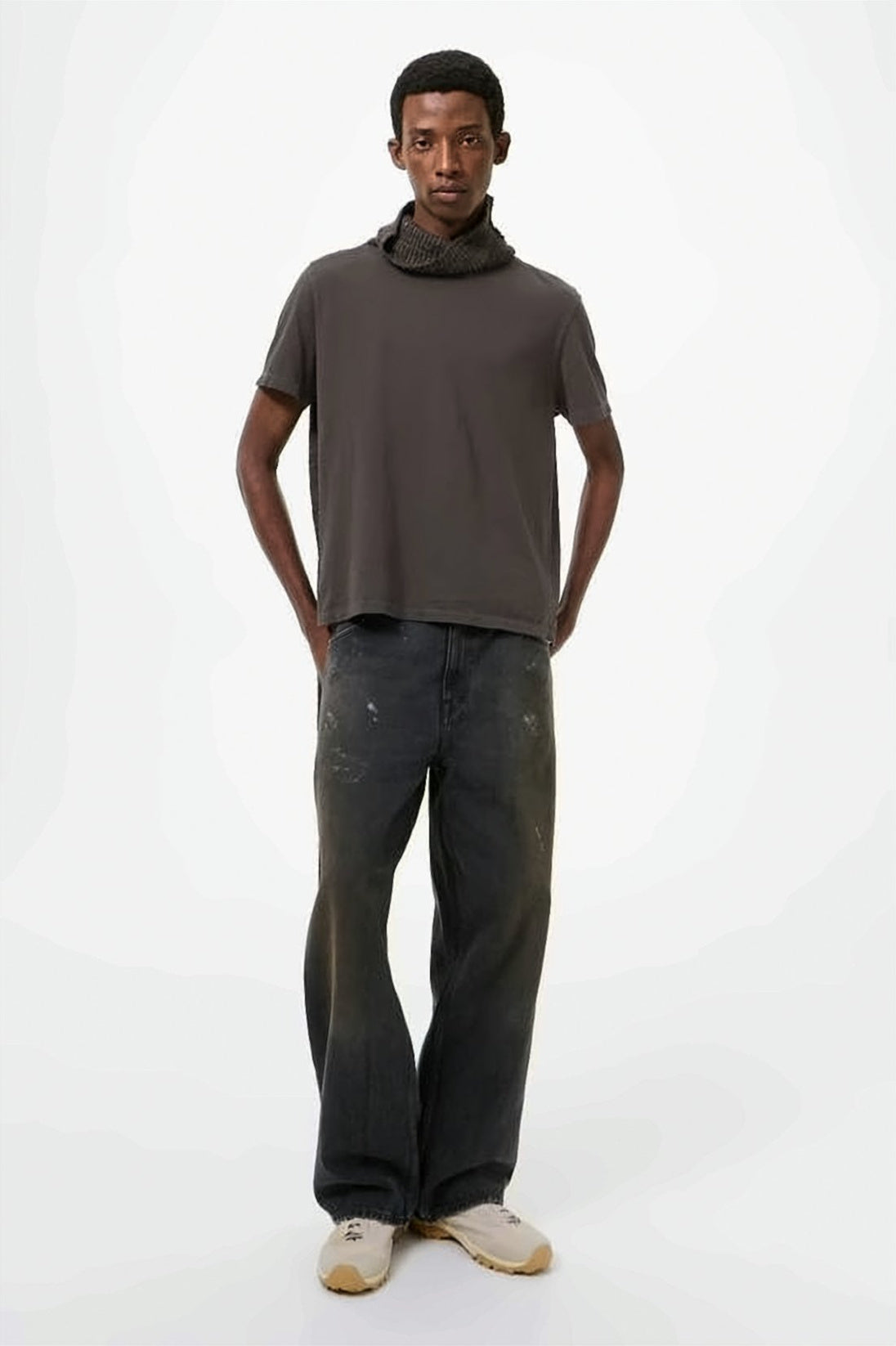 Boxy Grey T-Shirt With Crew Neckline