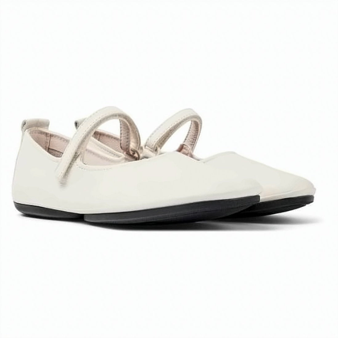 White Calfskin Flat Shoes With Rounded Toe And Secure Strap
