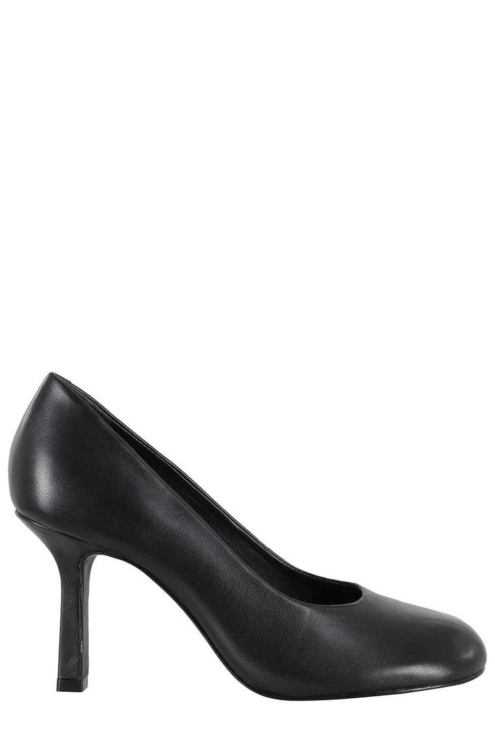 Rounded Toe Black Brigitte Pumps