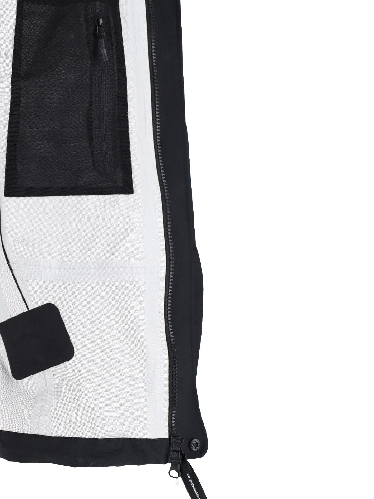 Black 2.5 L High-Collar Zip Jacket