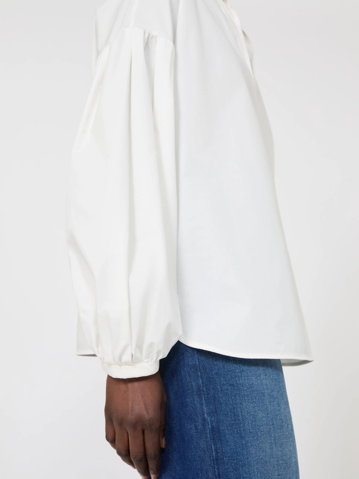 Long-Sleeved Blouse with Gathered Sleeves and Stand Collar