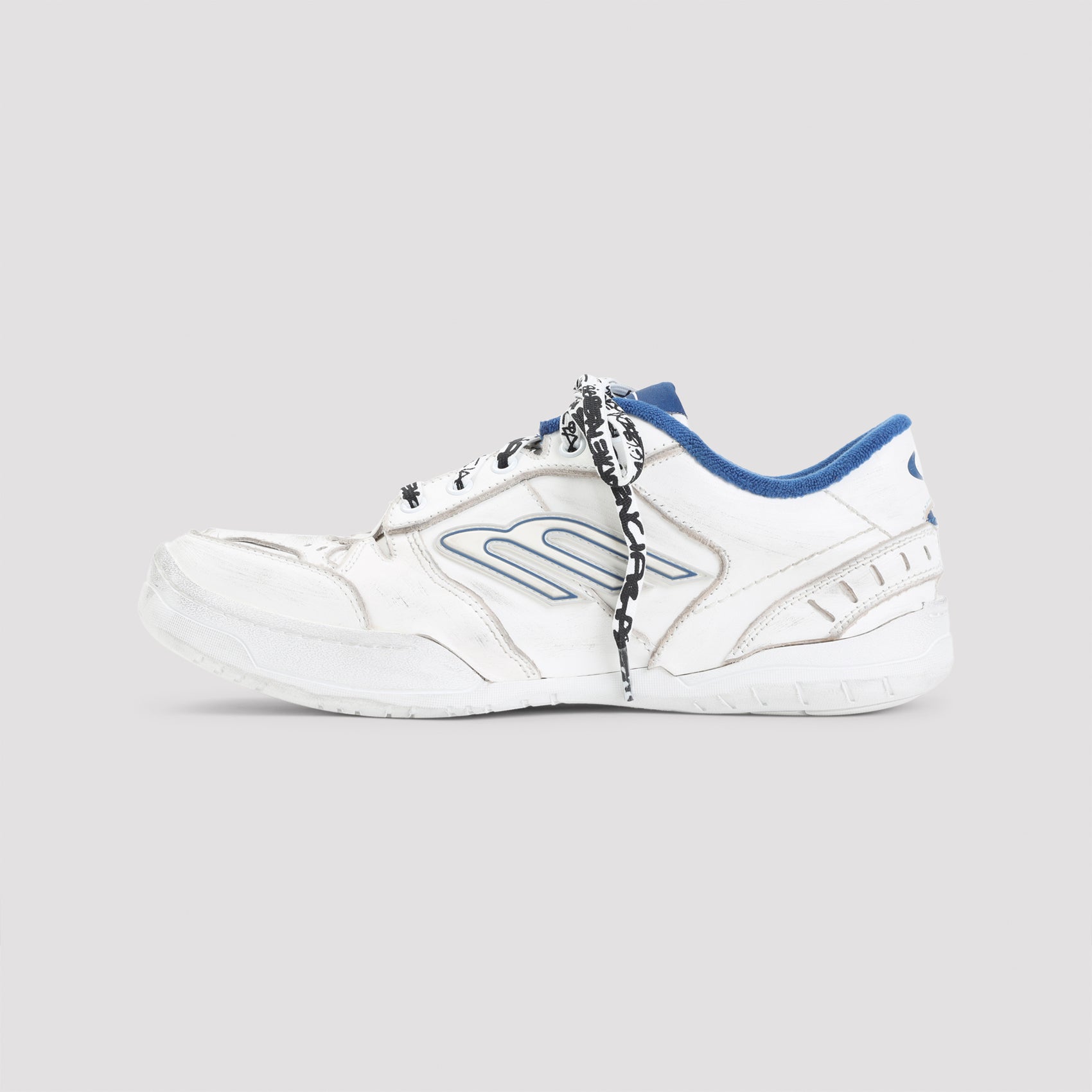 White Leather Low-Top Sneakers With Vintage Accents