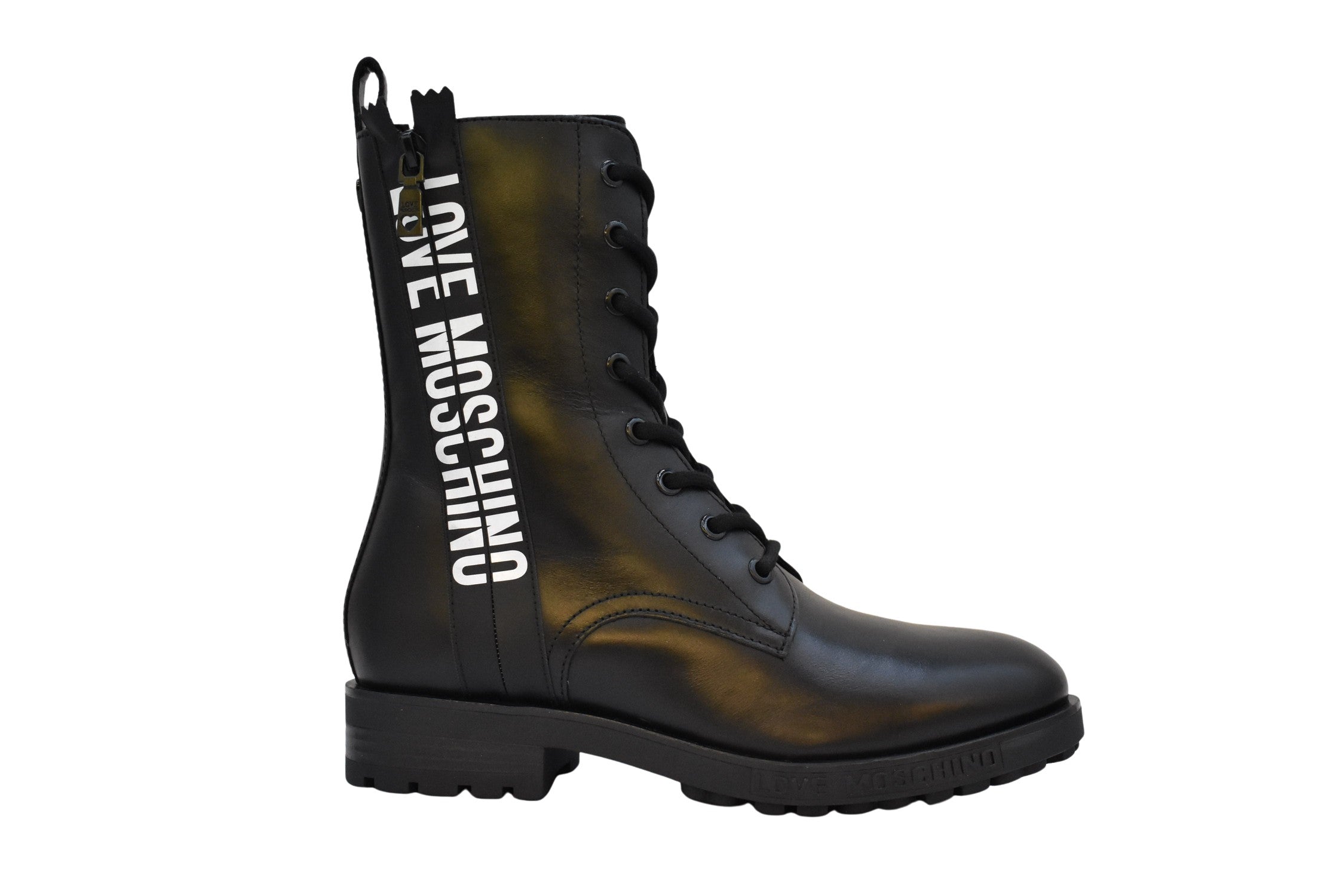 Lace-Up Black Flat Boots With Sole