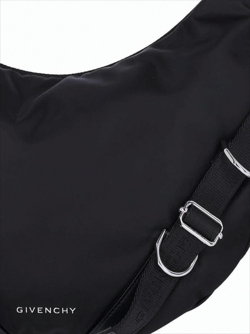 Crescent-Shaped Black Shoulder Bag with Adjustable Straps