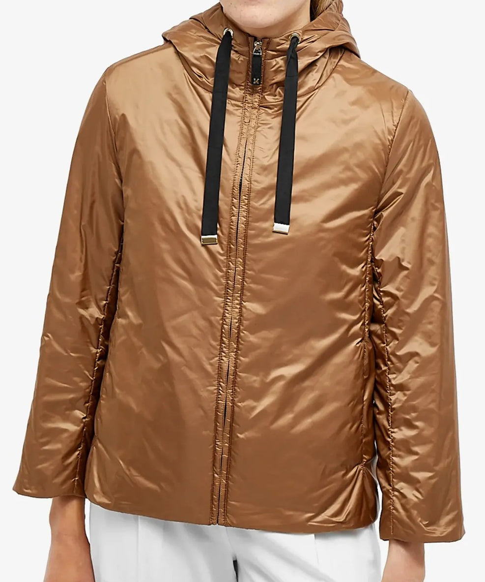 Lightweight Hooded Jacket with Smooth Finish