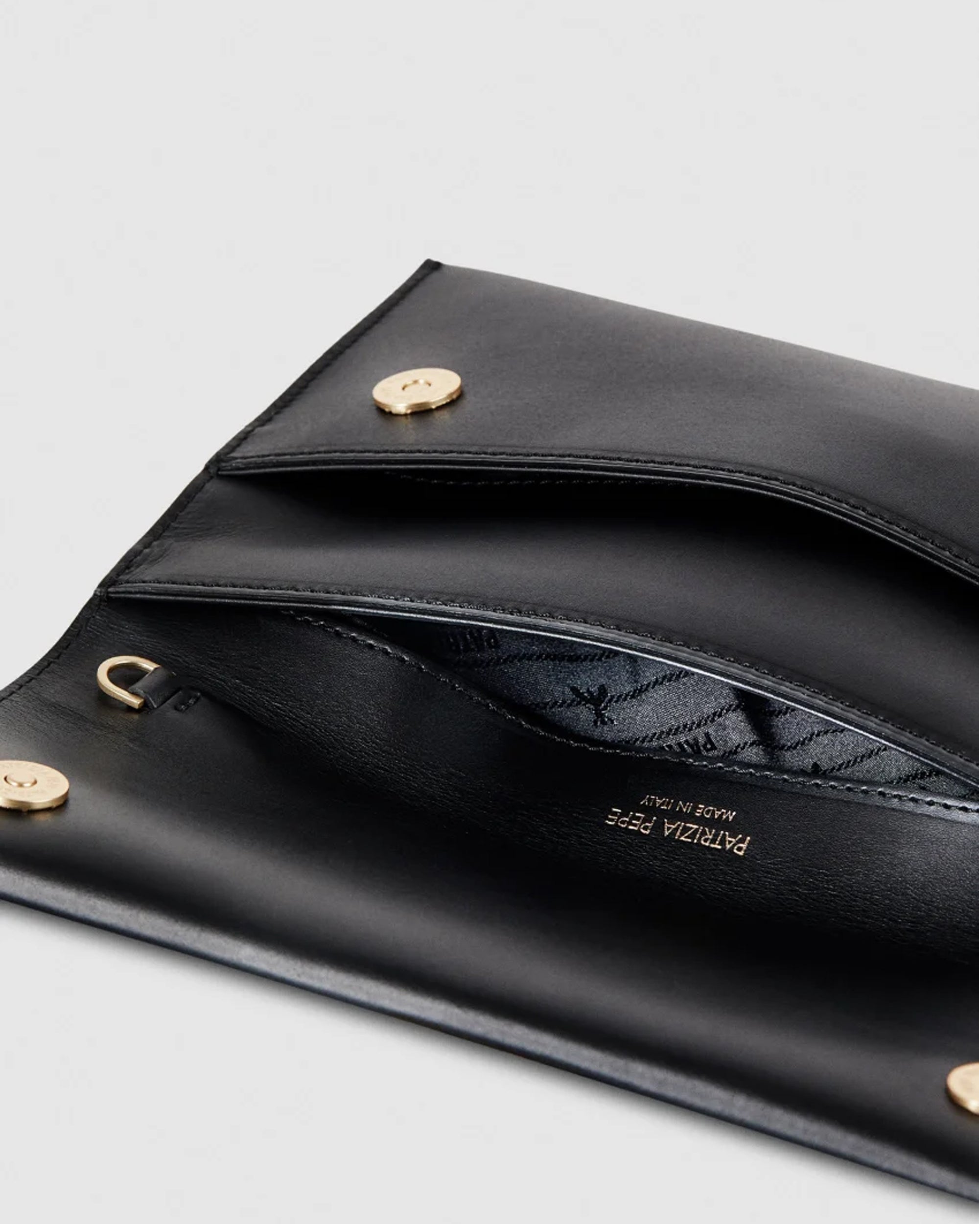 Black Fly Pouch