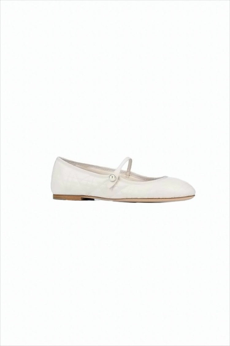 Quilted Leather Flat Shoes with Subtle Diamond Pattern