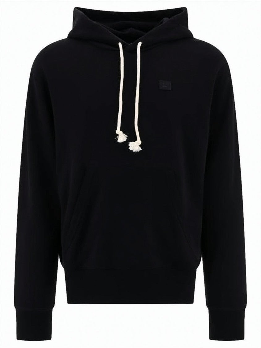 Relaxed-Fit Black Hoodie With Drawstring And Kangaroo Pocket