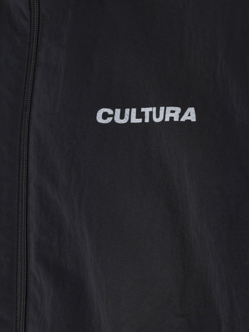 Minimalist Black Jacket With Fitted Silhouette