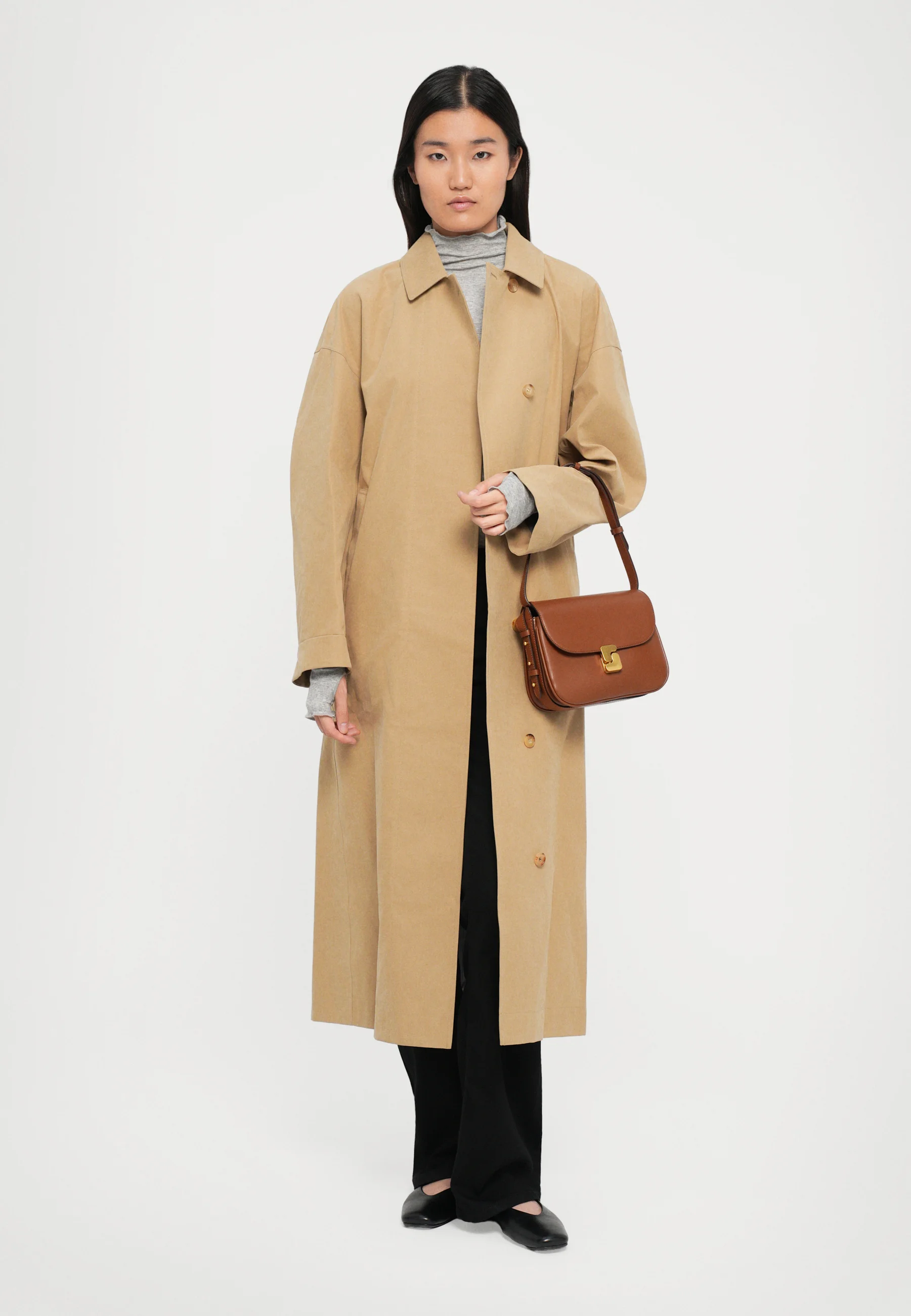 Knee-Length Trench Coat With Classic Collar