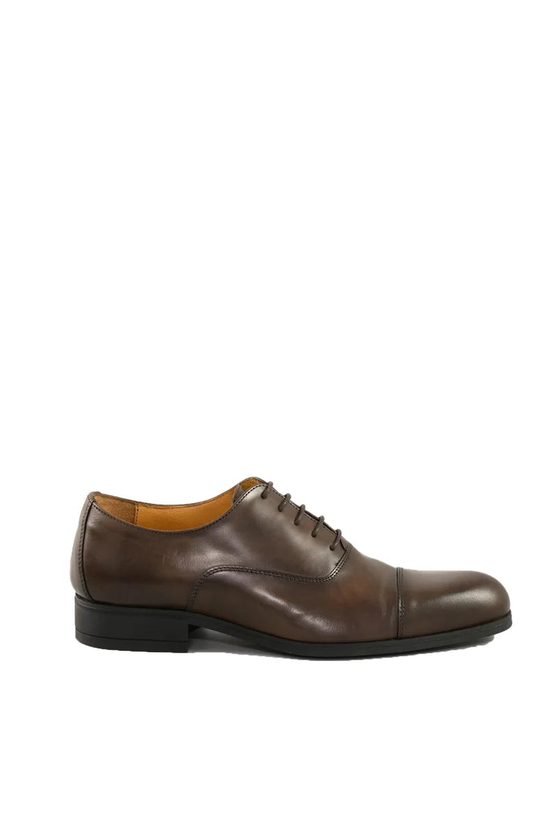 Leather Lace-ups - Brown