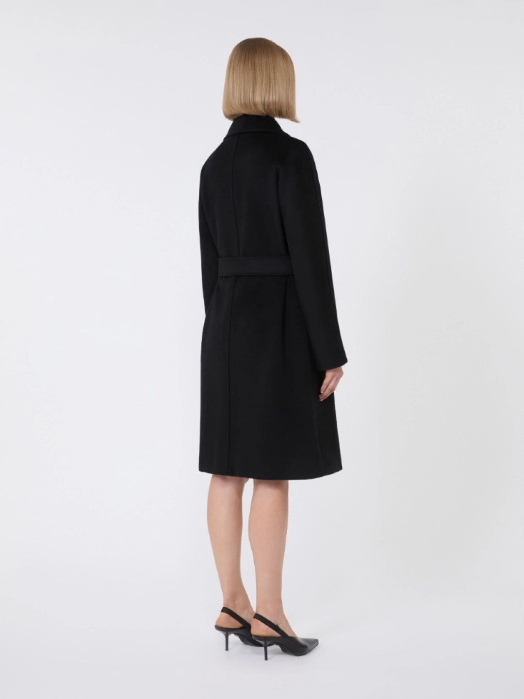 Timeless Black Virgin Wool Dravenna Coat