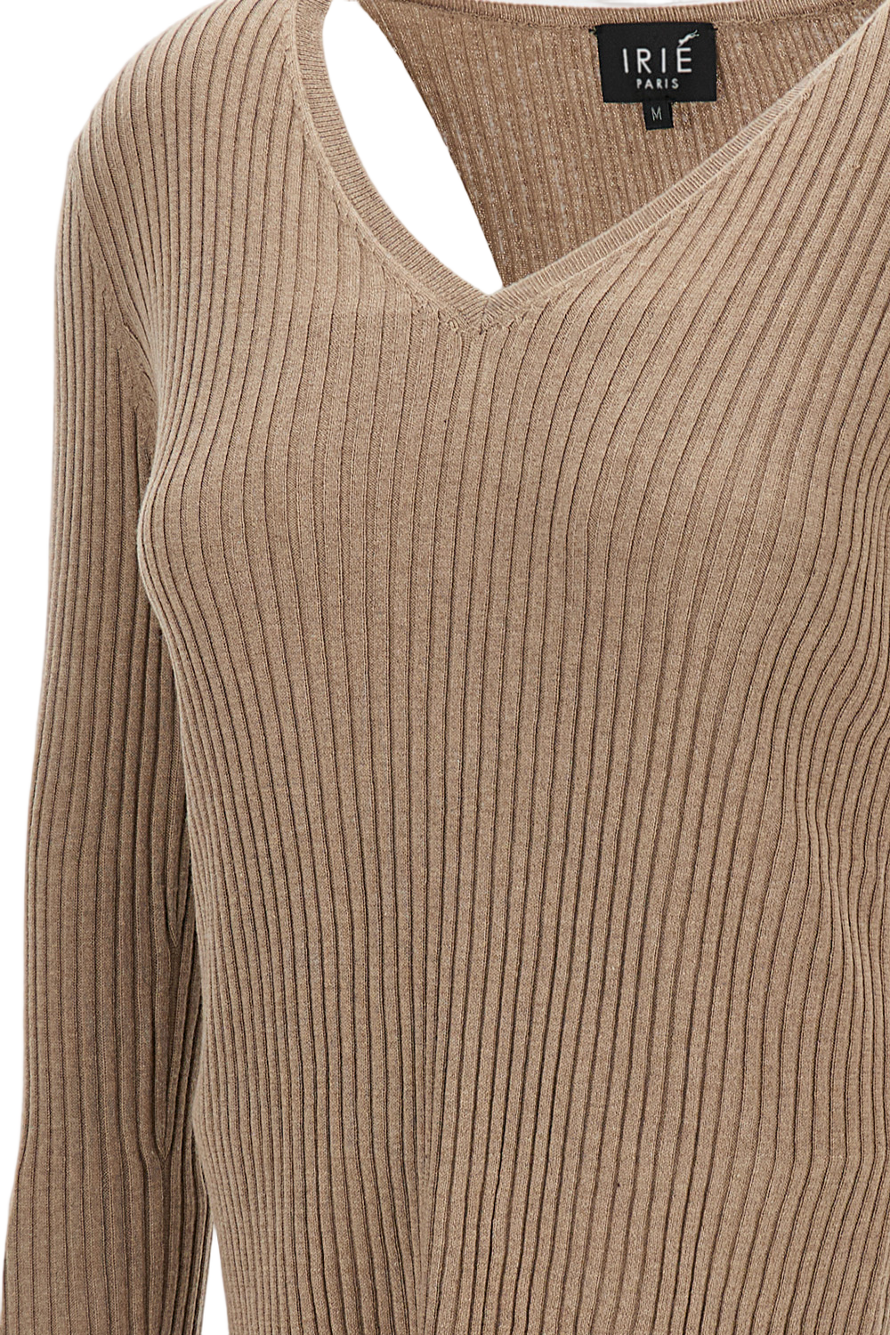 Classic Knit Sweater In Soft Beige