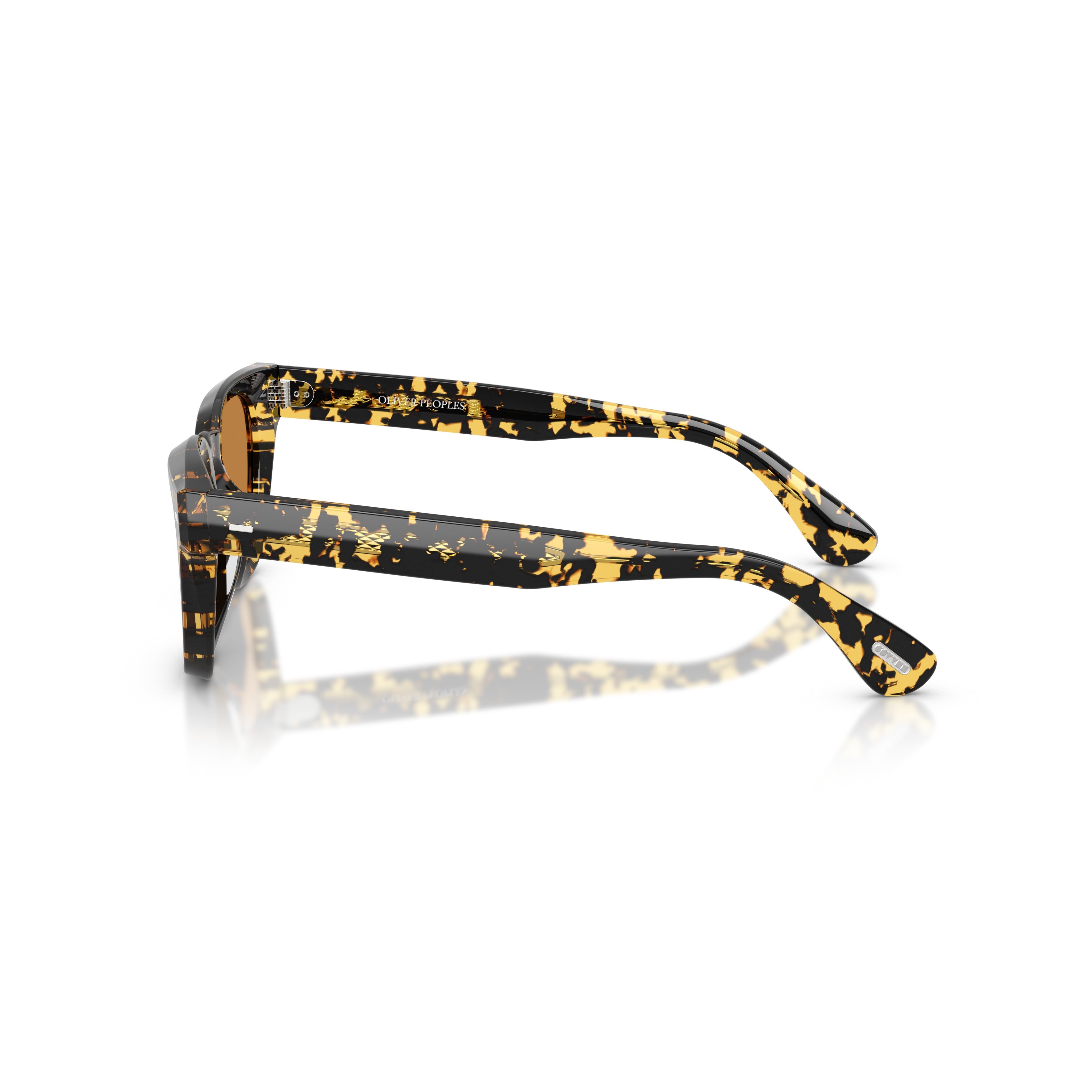 0ov5601su Bold Tortoiseshell-Patterned Sunglasses with Rectangular Frame