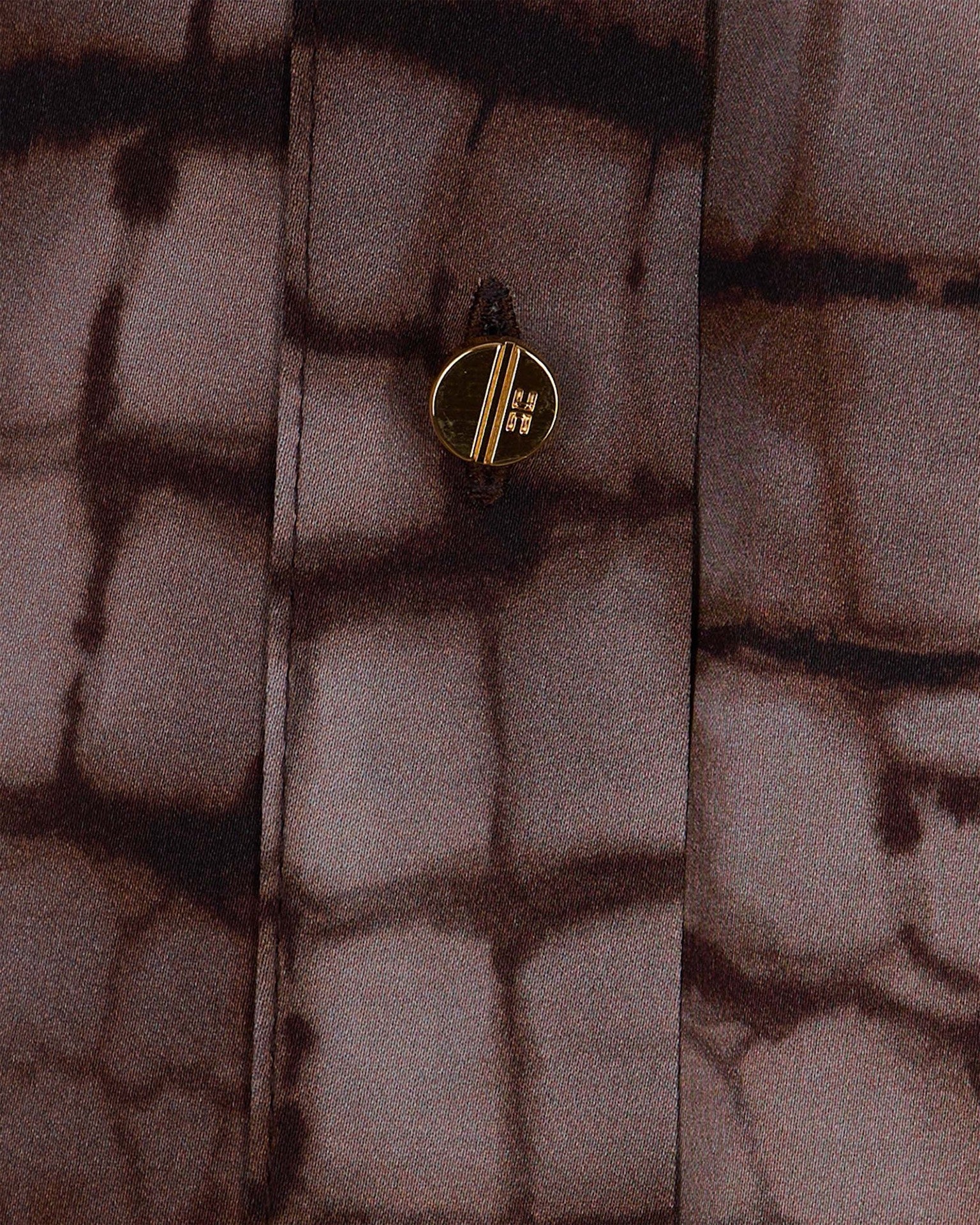 Tailored Long-Sleeved Shirt With Textured Pattern