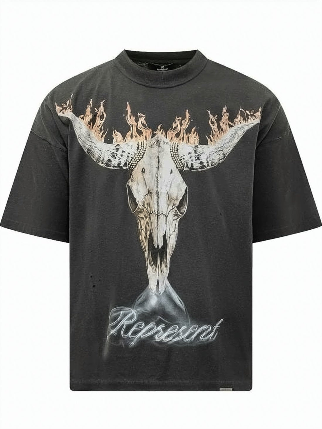 Boxy-Fit Graphic T-Shirt with Vintage Aesthetic