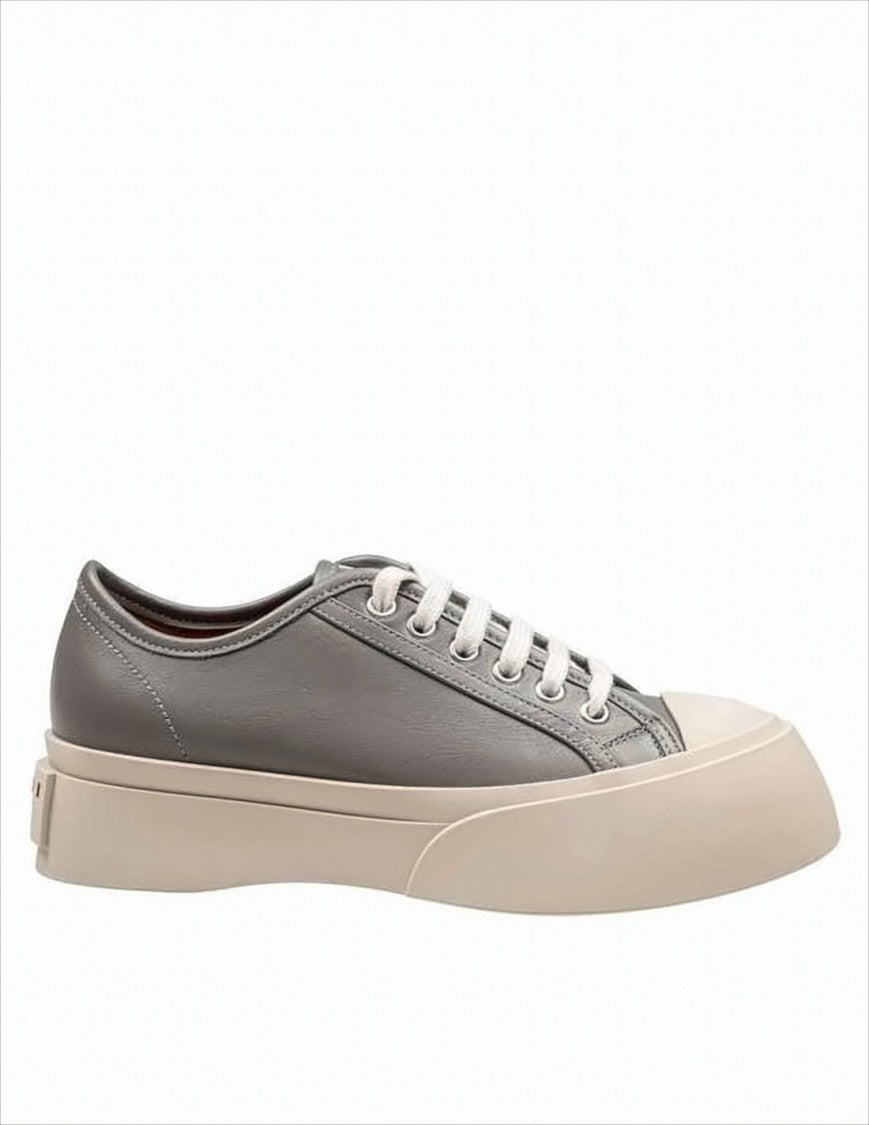 Smooth Leather Sneakers with Contrast Sole and Subtle Branding
