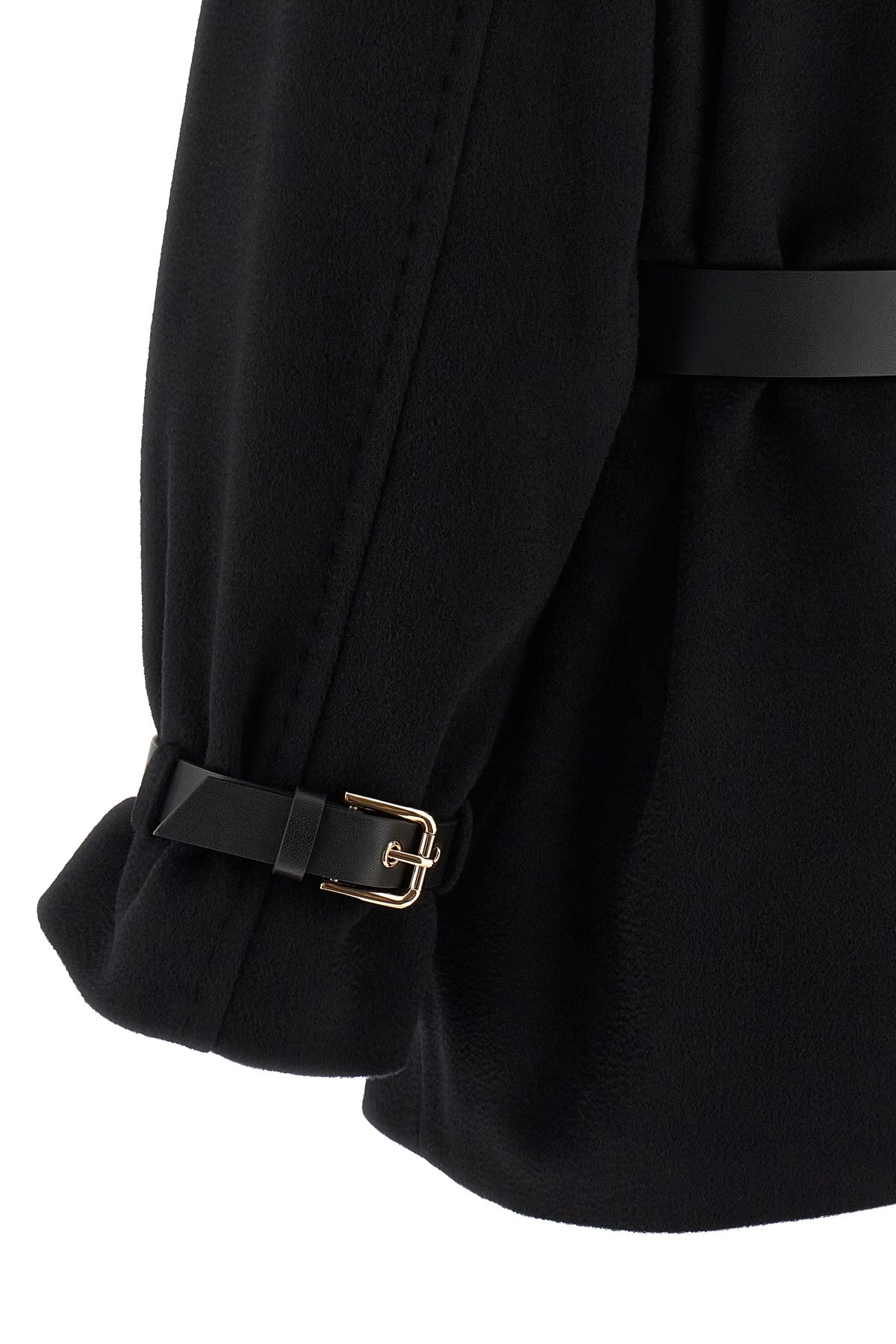 Pausa Short Coat With Tailored Fit